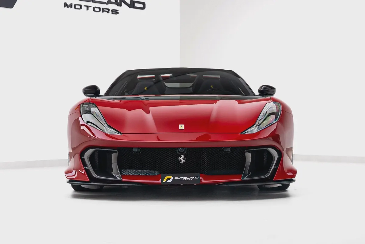 2024 FERRARI 812 COMPETIZIONE APERTA-4-4