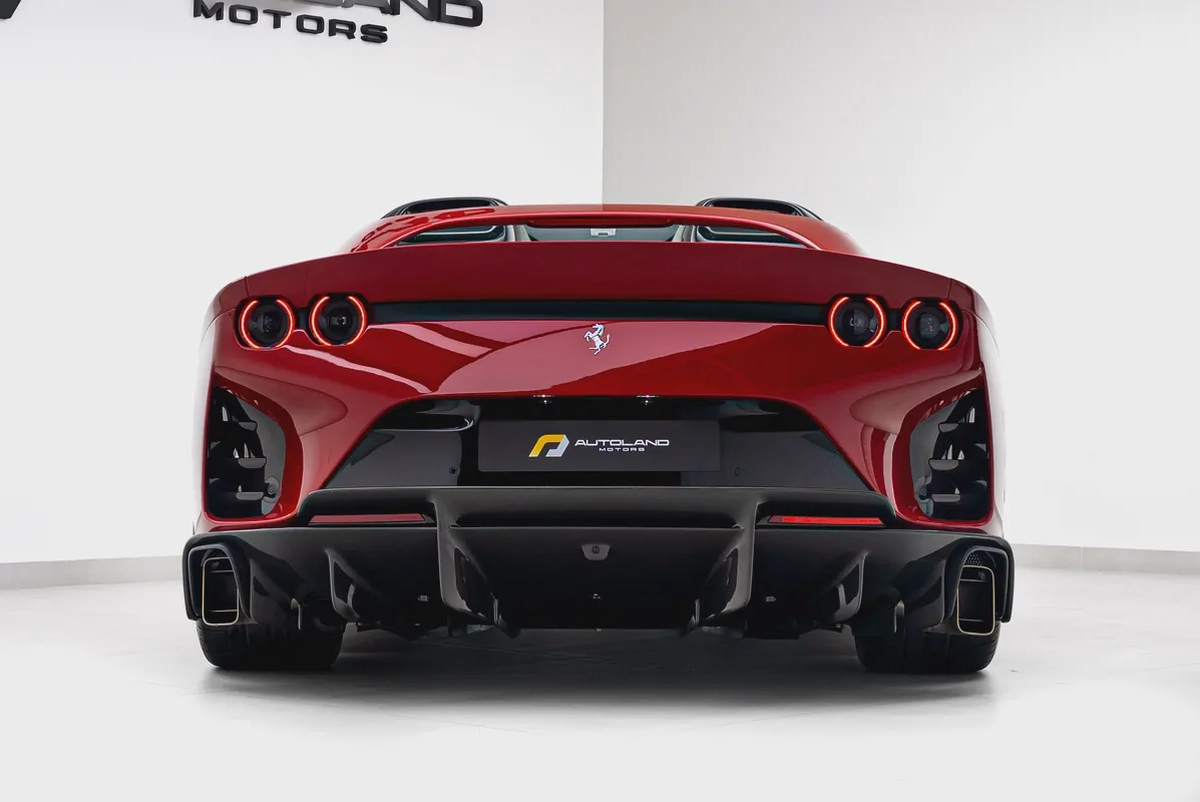 2024 FERRARI 812 COMPETIZIONE APERTA-5-5