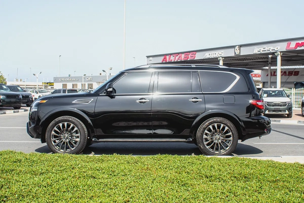 2024 - NISSAN ARMADA PLATINUM -  ONLY 17,000 KM - NO ACCIDENT