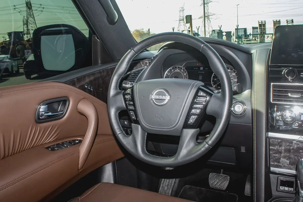 2024 - NISSAN ARMADA PLATINUM -  ONLY 17,000 KM - NO ACCIDENT
