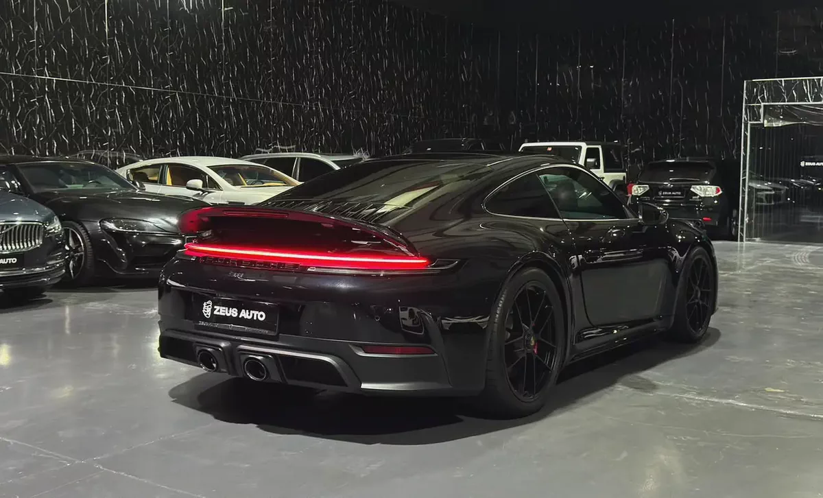 Porsche 911 Carrera GTS | GCC  | Al Naboodah Warranty 05/2027 | AL Naboodah Full Service History-3-3