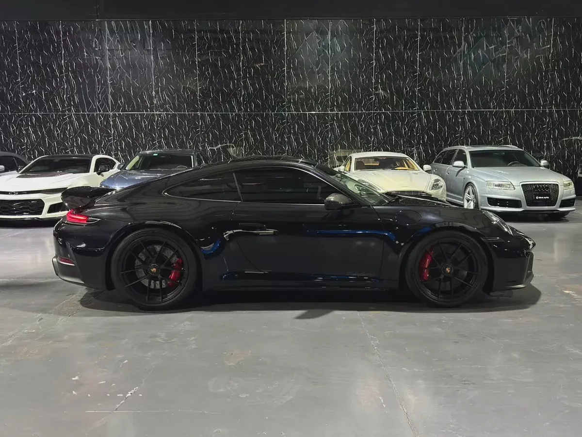 Porsche 911 Carrera GTS | GCC  | Al Naboodah Warranty 05/2027 | AL Naboodah Full Service History-5-5