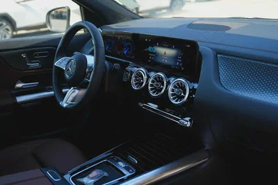 MERCEDES EQA 260 2025!! FULLY ELECTRIC CAR!! MENTIONED PRICE IS FOR EXPORT ONLY!!-12