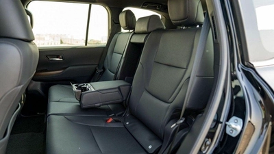 Toyota Land Cruiser Toyota Land cruiser VX 4.0L Petrol MY2024-15