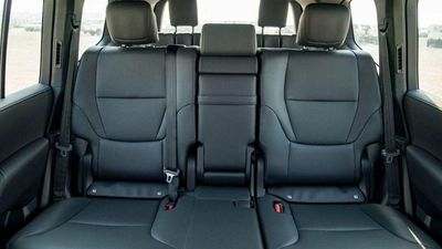 Toyota Land Cruiser Toyota Land cruiser VX 4.0L Petrol MY2024-16
