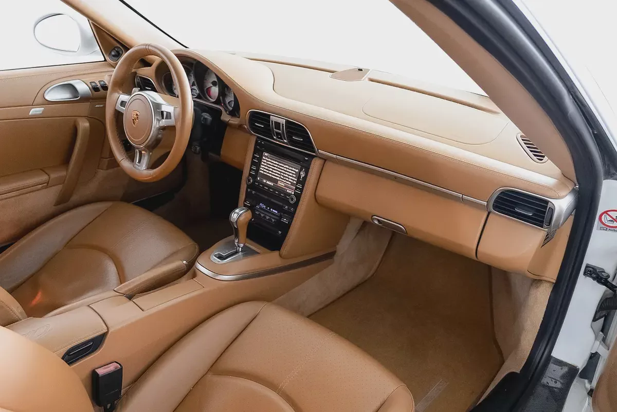 CASH ONLY | 309,000 AED | 2009 Porsche 997.1.5 911 Turbo / Full Service History-10-10