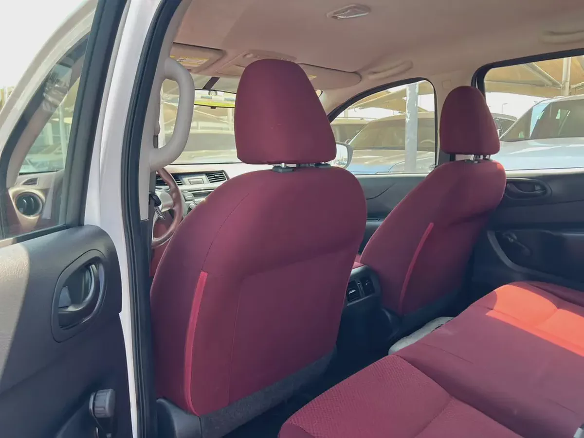 2020 Nissan Navara | 4X2 | Automatic | V4 | Ref#1162-12-12