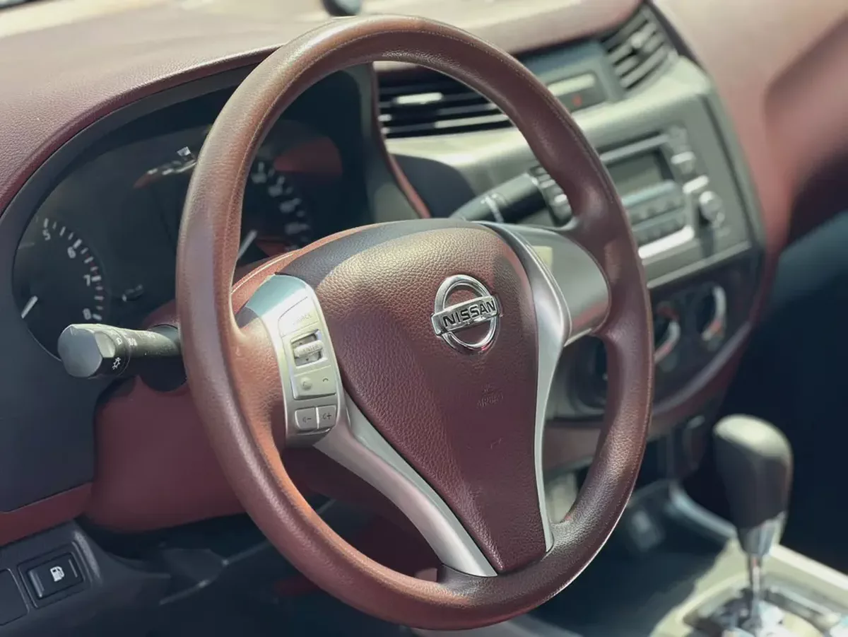 2020 Nissan Navara | 4X2 | Automatic | V4 | Ref#1162-14-14