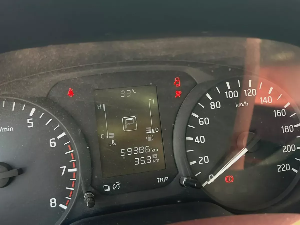 2020 Nissan Navara | 4X2 | Automatic | V4 | Ref#1162-17-17