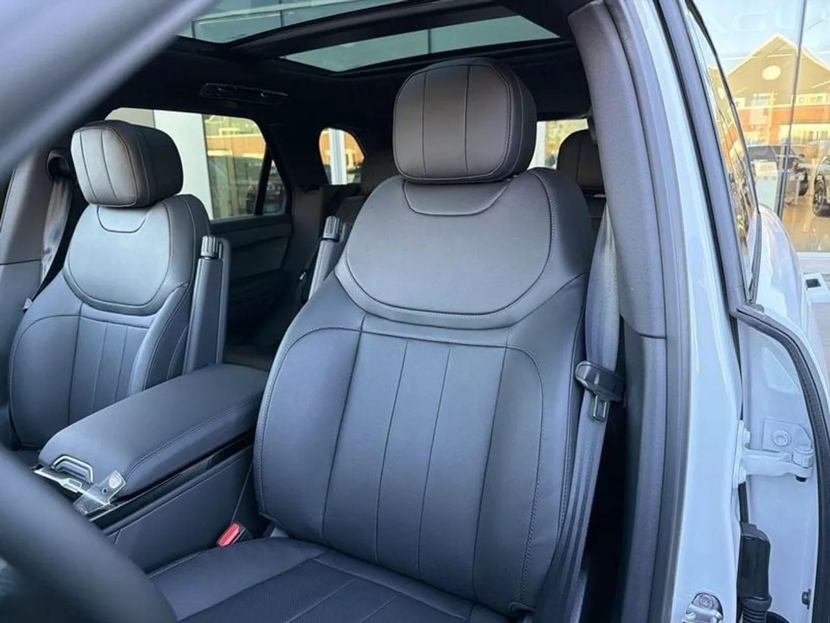 Land Rover Range Rover Sport DYNAMIC SE P530 SE P530 4.4L  SPECIAL PRICE-3-0