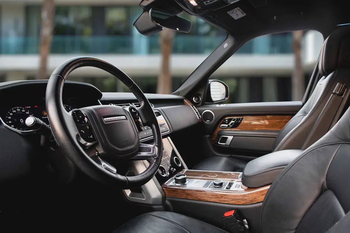4,005 P.M |  Range Rover HSE | 0% Downpayment | UNDER WARRANTY!-8-8