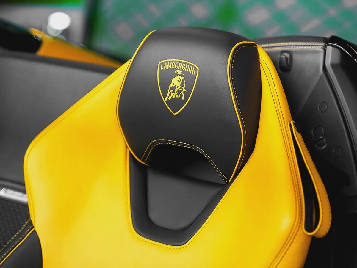EVO SPYDER - GCC - AKRAPOVIČ EXHAUST - BICOLOR SPORTIVO