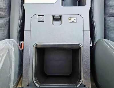 Toyota Prado ADVENTURE TURBO TOYOTA PRADO ADVENTURE TURBO || 2.8L V4 DIESEL / HIGH OPTION / 360* CAMERA / COOL BOX  Only for Afri-20