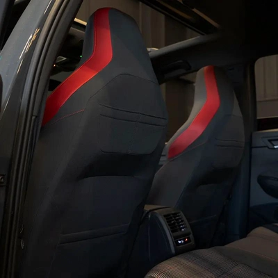 AED 2,107 pm • 0% Downpayment • VW Golf GTI • Agency Warranty-13