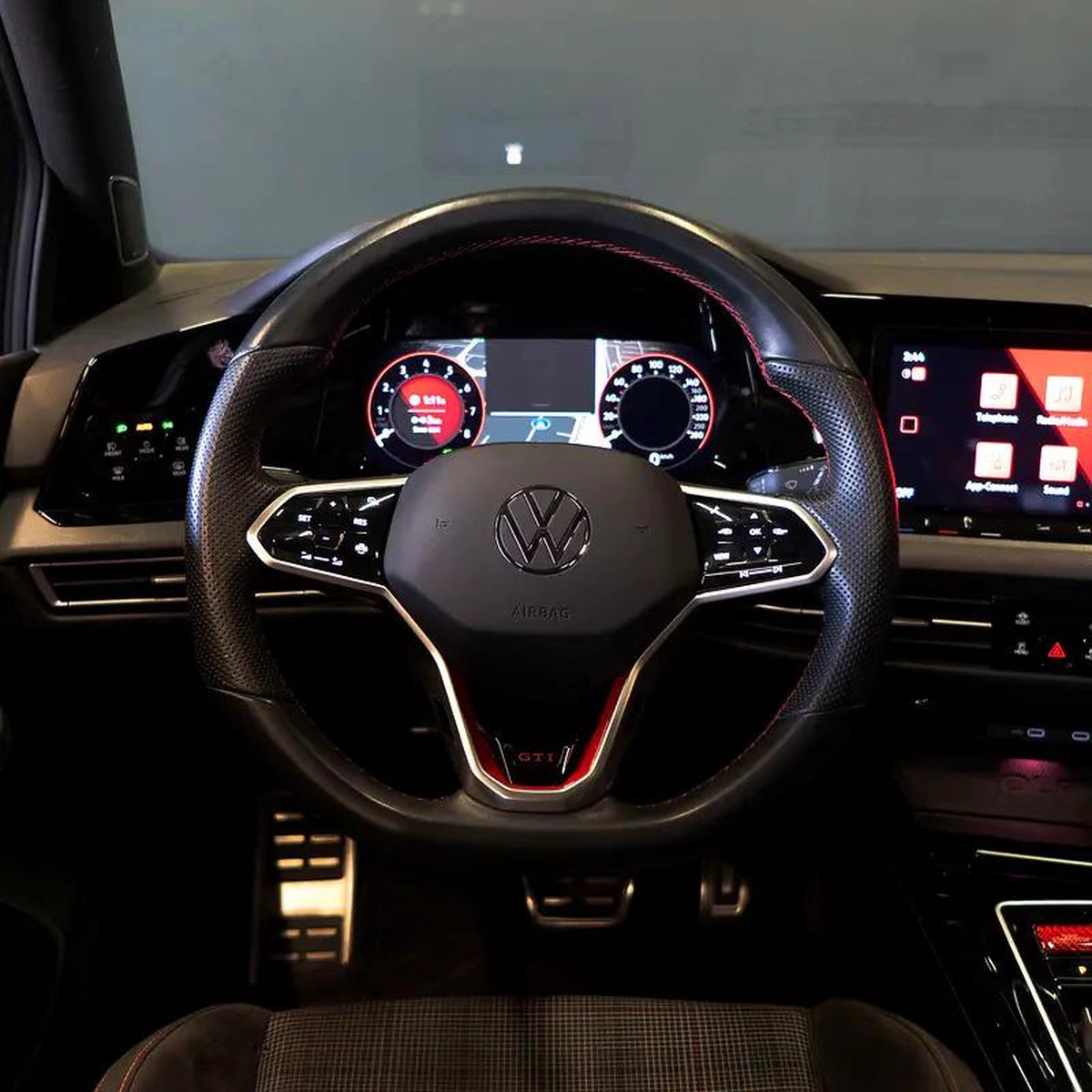 AED 2,107 pm • 0% Downpayment • VW Golf GTI • Agency Warranty-6-6