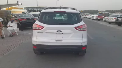 Well Maintained Ford Escape 2014 | GCC Specs-9