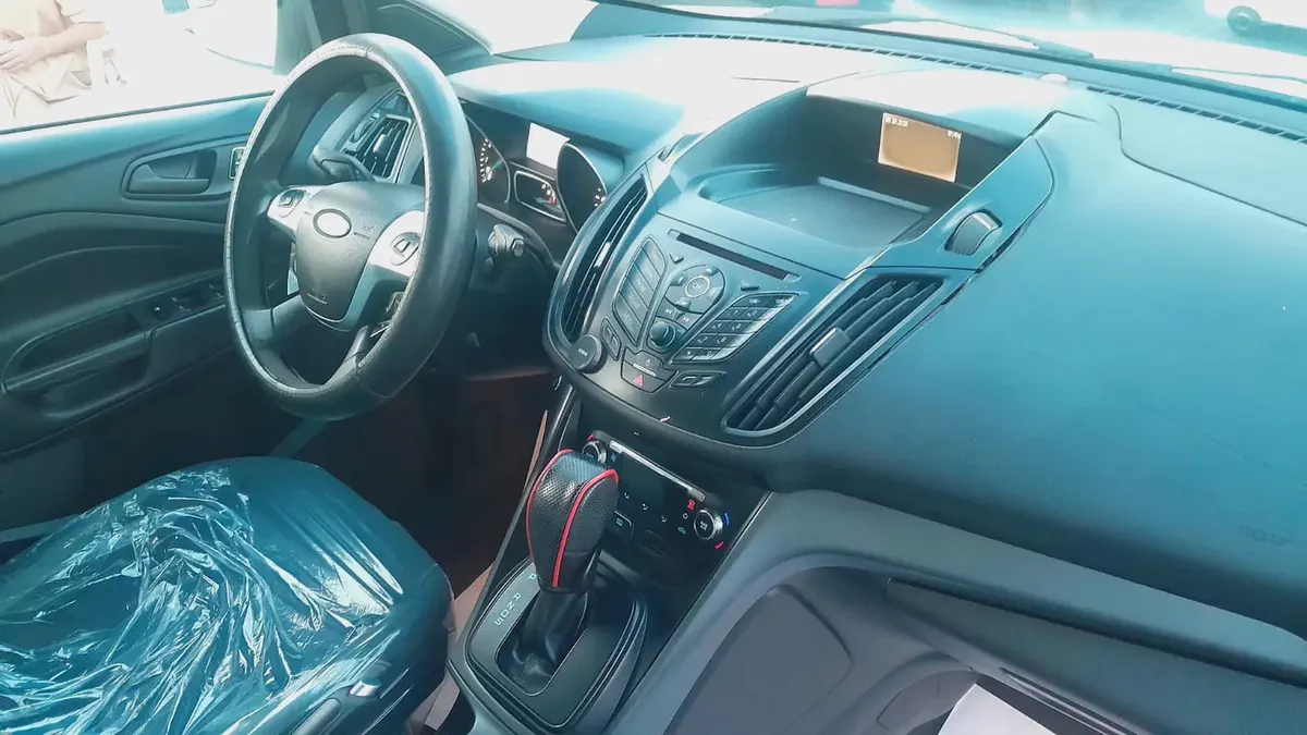 Well Maintained Ford Escape 2014 | GCC Specs-12-12