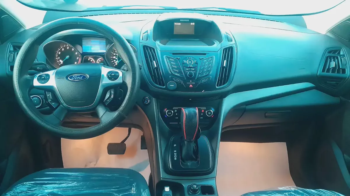 Well Maintained Ford Escape 2014 | GCC Specs-13-13