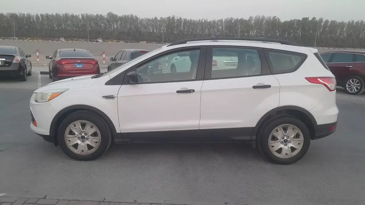 Well Maintained Ford Escape 2014 | GCC Specs-1-1