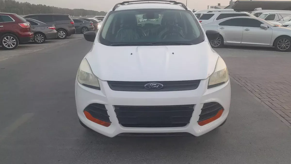 Well Maintained Ford Escape 2014 | GCC Specs-8-8