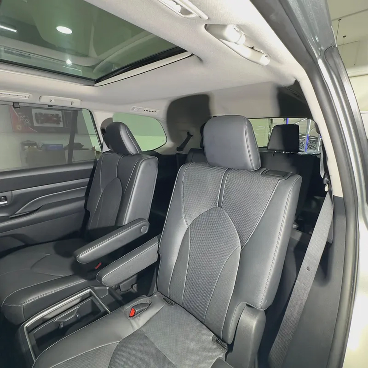 2024 Toyota Grand Highlander Limited 4WD - 7 Seater-10-10