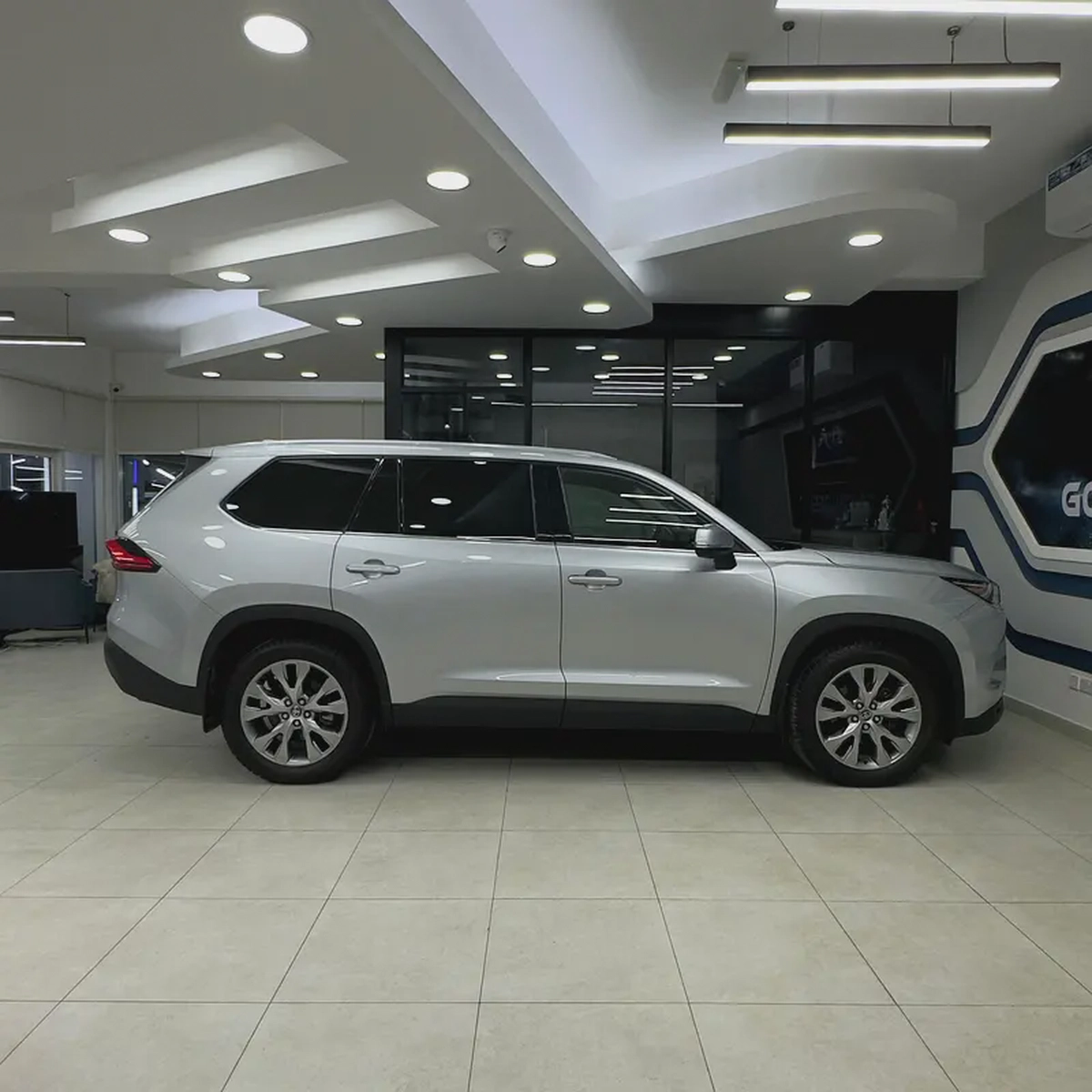 2024 Toyota Grand Highlander Limited 4WD - 7 Seater-2-2