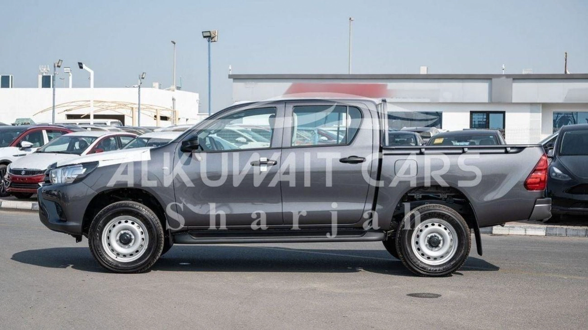 Toyota Hilux Toyota HILUX 2.4L Diesel MT MY2025-9-0