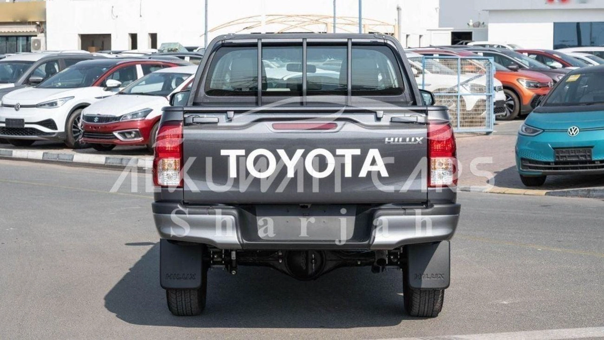 Toyota Hilux Toyota HILUX 2.4L Diesel MT MY2025-11-0