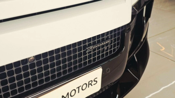Land Rover Defender 90 X-DYNAMIC SE P400 Land Rover Defender 90 SE P400 X Dynamic URBAN