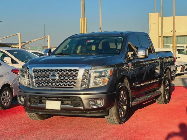 Nissan Titan SL 2017 American Specs