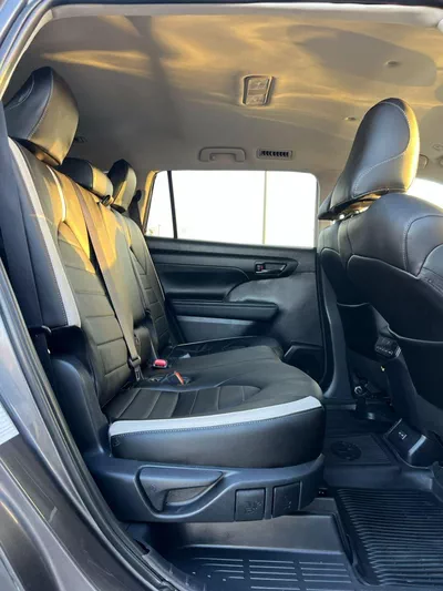Toyota Highlander LE HEV -16