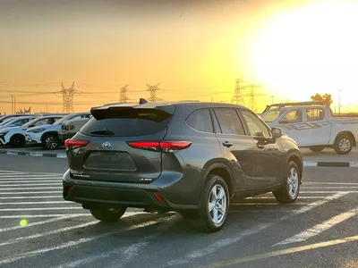 Toyota Highlander LE HEV -6