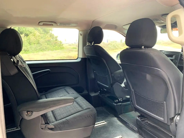 Mercedes-Benz Vito Tourer Base