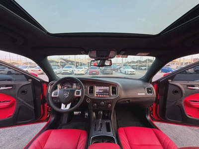 دودچ تشارچر RT V8 5.7L HEMI موديل 2014 خليجى فل اوبشن بحاله ممتازه-12