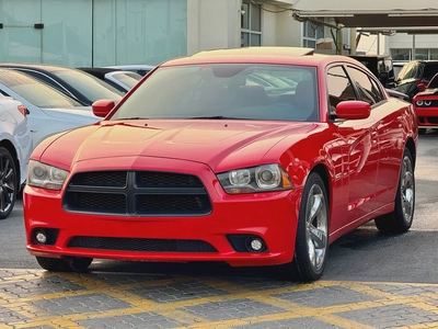 دودچ تشارچر RT V8 5.7L HEMI موديل 2014 خليجى فل اوبشن بحاله ممتازه-2