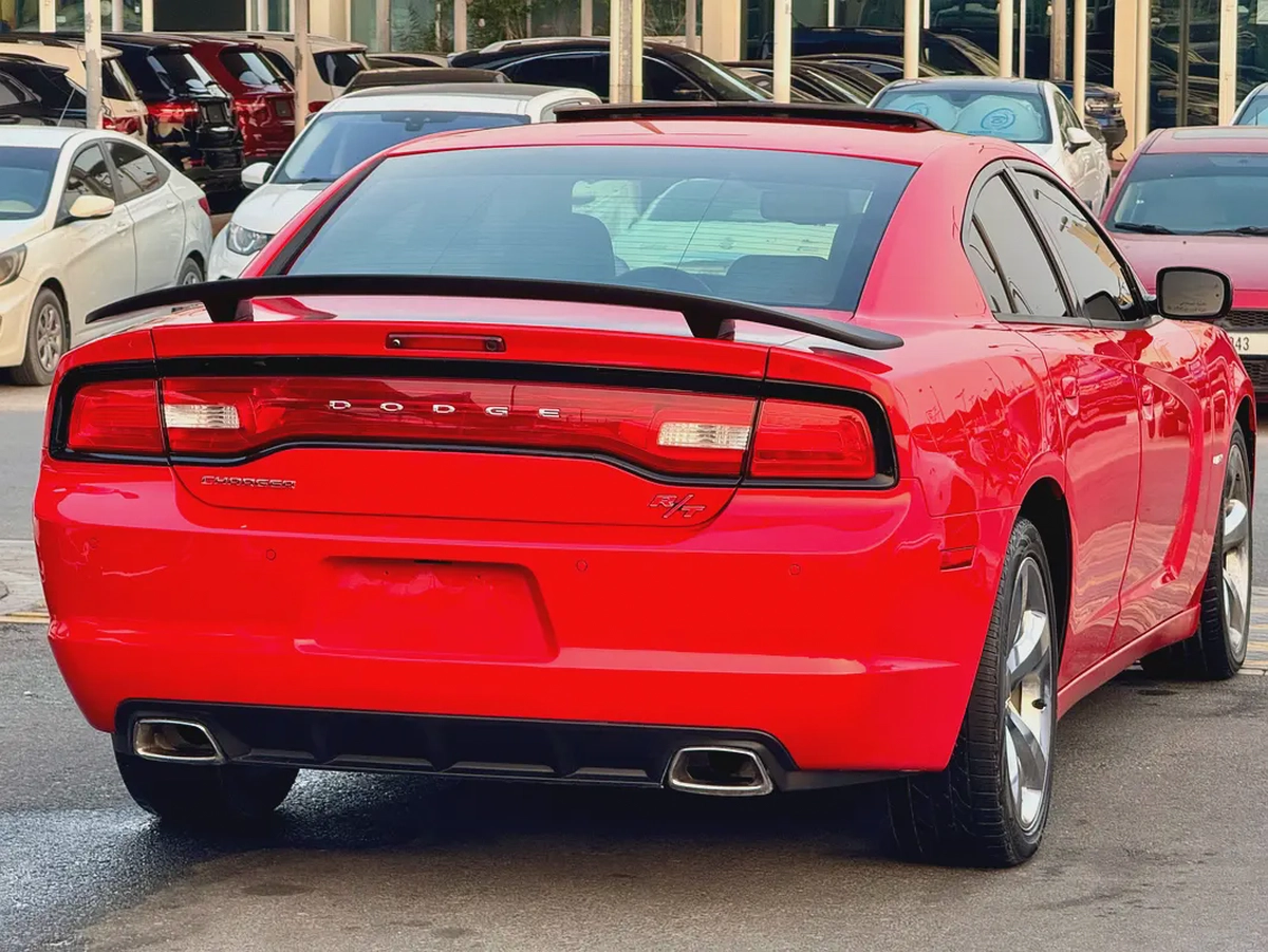 دودچ تشارچر RT V8 5.7L HEMI موديل 2014 خليجى فل اوبشن بحاله ممتازه-8-8