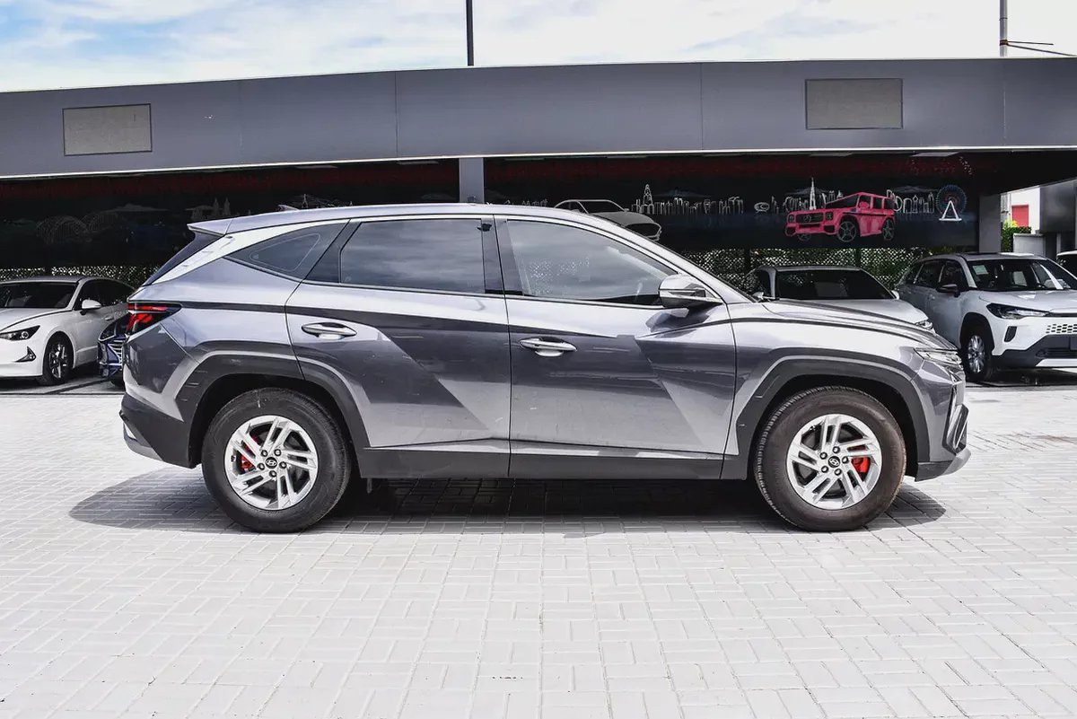 Hyundai Tucson 2024 | Korean Specs | Clean Title | 7K KM | Gray | هيونداي توسان 2024 وارد كوري-4-4