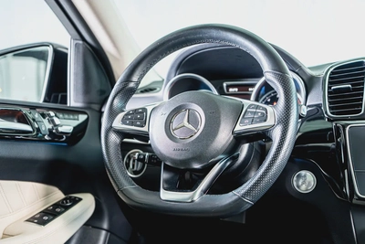 Mercedes Benz GLE43 AMG Coupe-2 Tone Exclusive Interior Leather-22 Inch Black AMG Rims-15