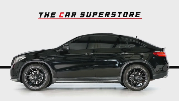 Mercedes Benz GLE43 AMG Coupe-2 Tone Exclusive Interior Leather-22 Inch Black AMG Rims