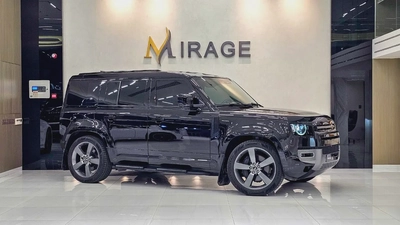 LAND ROVER - DEFENDER - 110 HSE - V 6 P400 - GCC SPECS - UNDER WARRANTY - 2023 MODEL - 68000KM-0