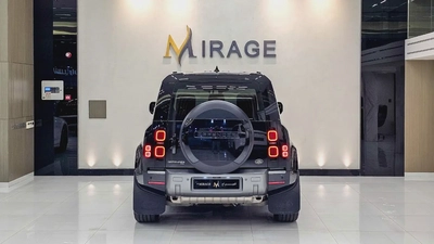 LAND ROVER - DEFENDER - 110 HSE - V 6 P400 - GCC SPECS - UNDER WARRANTY - 2023 MODEL - 68000KM-12