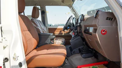 Toyota Land Cruiser Pick Up LC79 DC 4.0 PETROL 2025 AT FULL-10