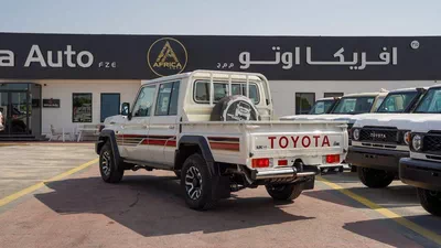 Toyota Land Cruiser Pick Up LC79 DC 4.0 PETROL 2025 AT FULL-12