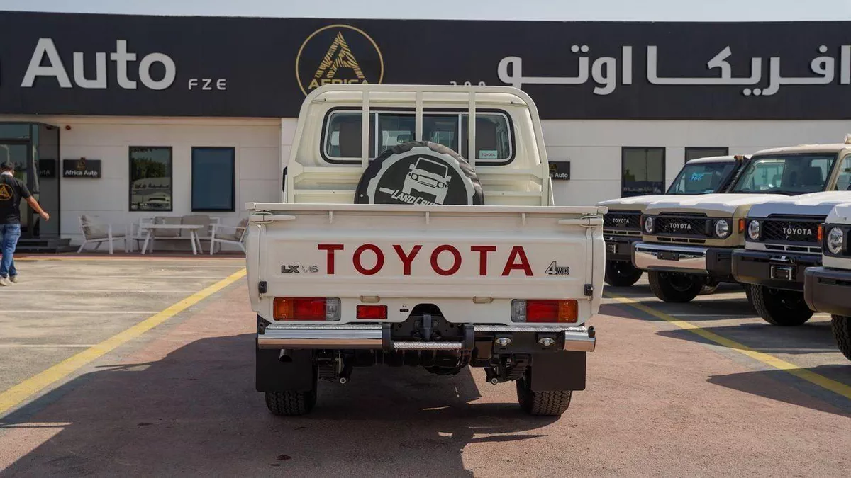 Toyota Land Cruiser Pick Up LC79 DC 4.0 PETROL 2025 AT FULL-13-0
