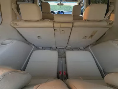 Toyota Prado 2016 TXL | GCC Specs | V4 2.7L Interior and Exterior Excellent Condition-8