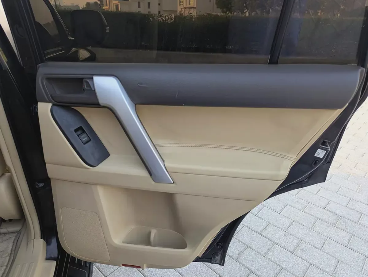 Toyota Prado 2016 TXL | GCC Specs | V4 2.7L Interior and Exterior Excellent Condition-10-10