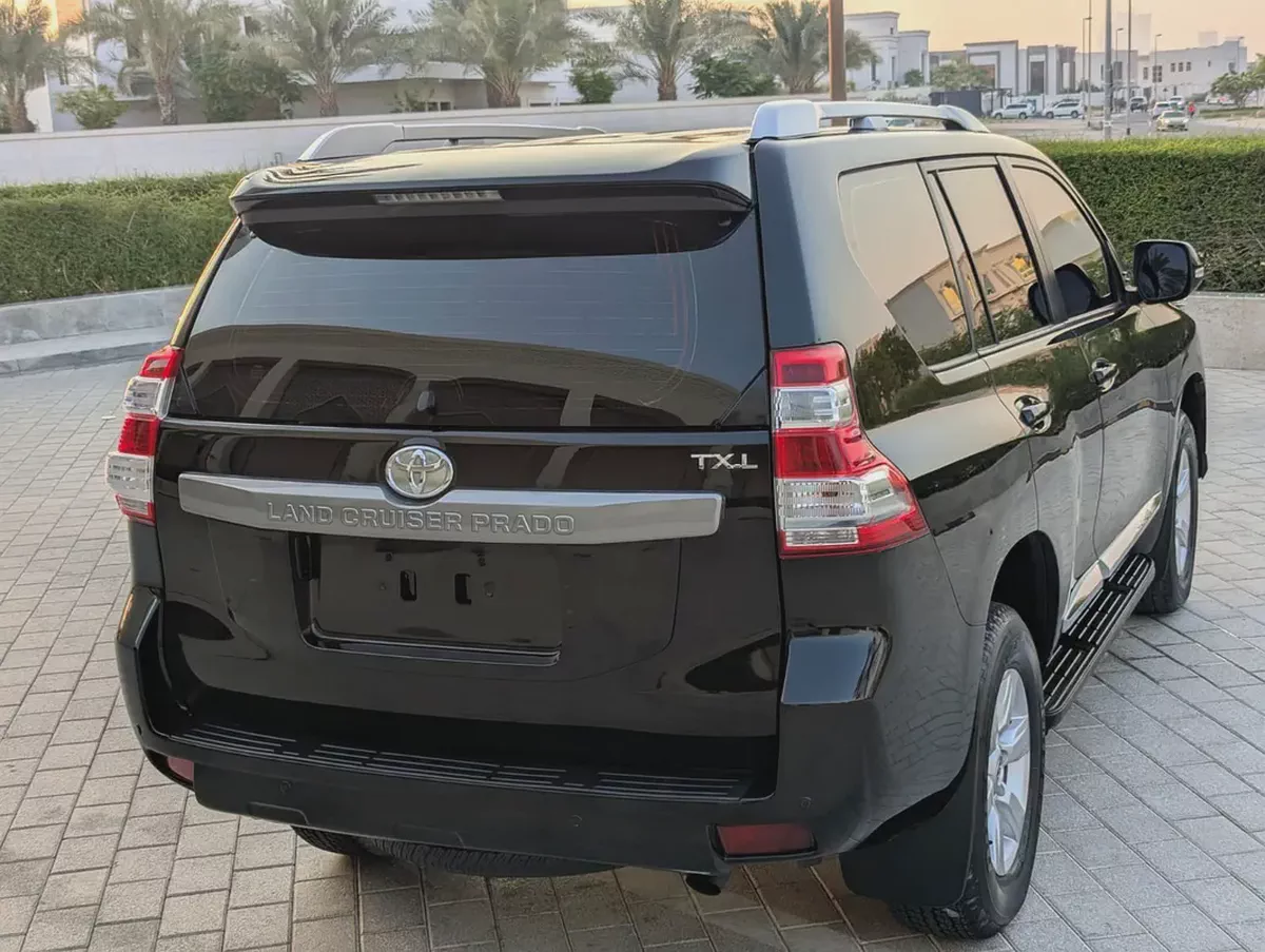 Toyota Prado 2016 TXL | GCC Specs | V4 2.7L Interior and Exterior Excellent Condition-15-15