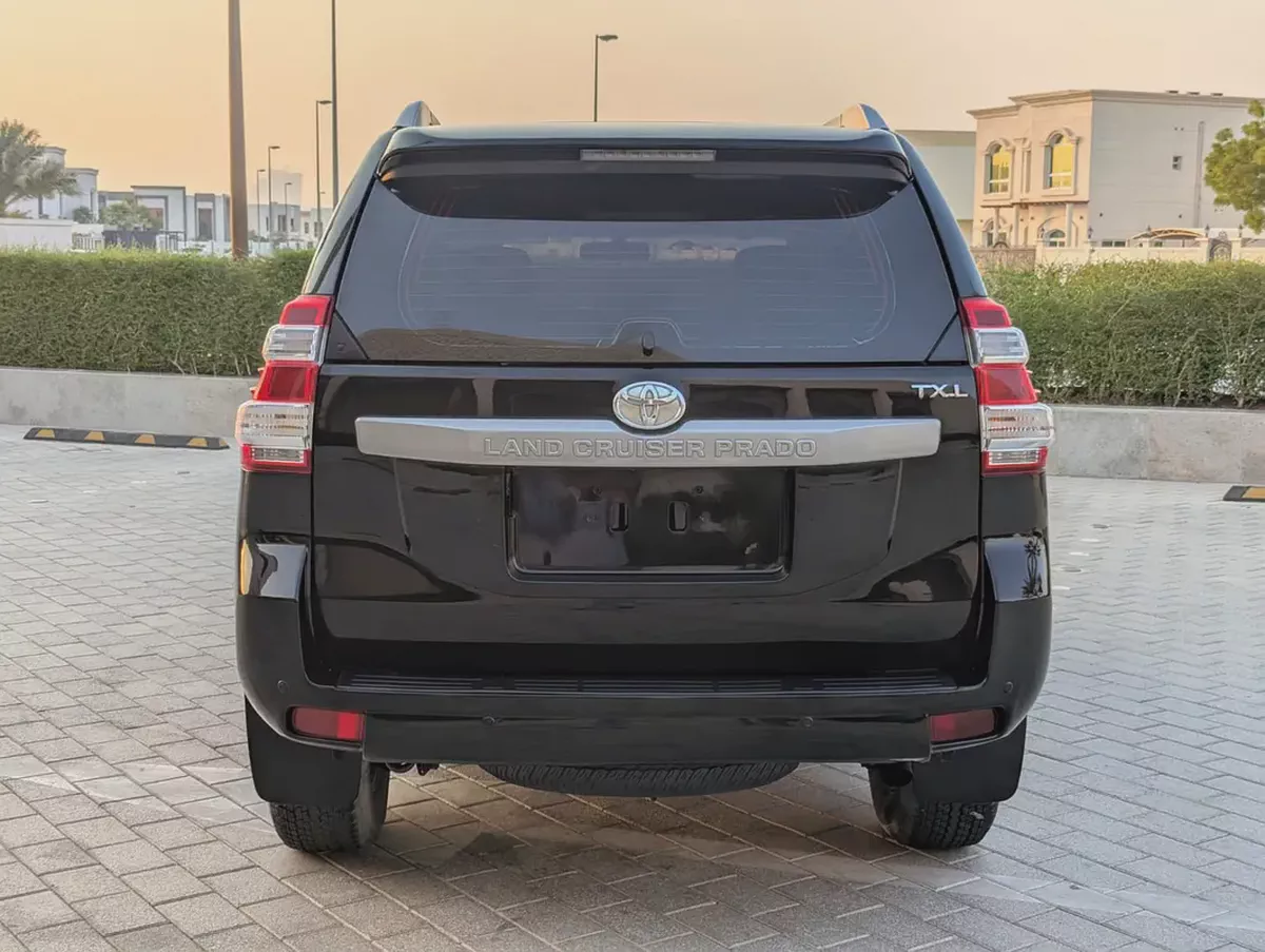 Toyota Prado 2016 TXL | GCC Specs | V4 2.7L Interior and Exterior Excellent Condition-16-16