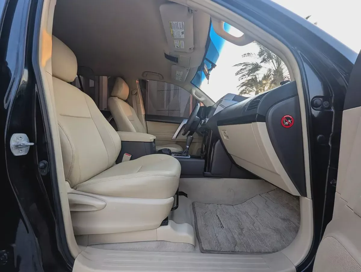 Toyota Prado 2016 TXL | GCC Specs | V4 2.7L Interior and Exterior Excellent Condition-5-5