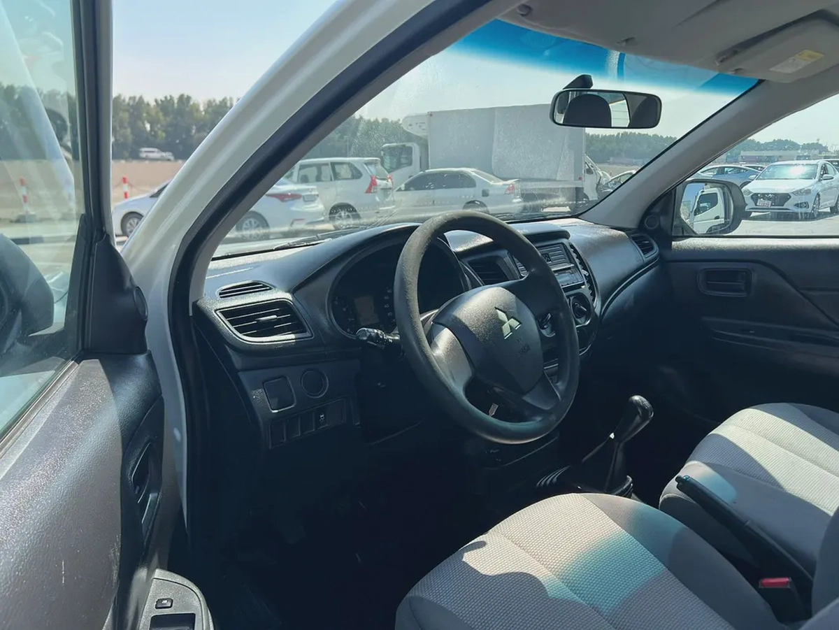 2021 Mitsubishi L200 | 4X2 | Manual | GCC | Ref#1019-7-7